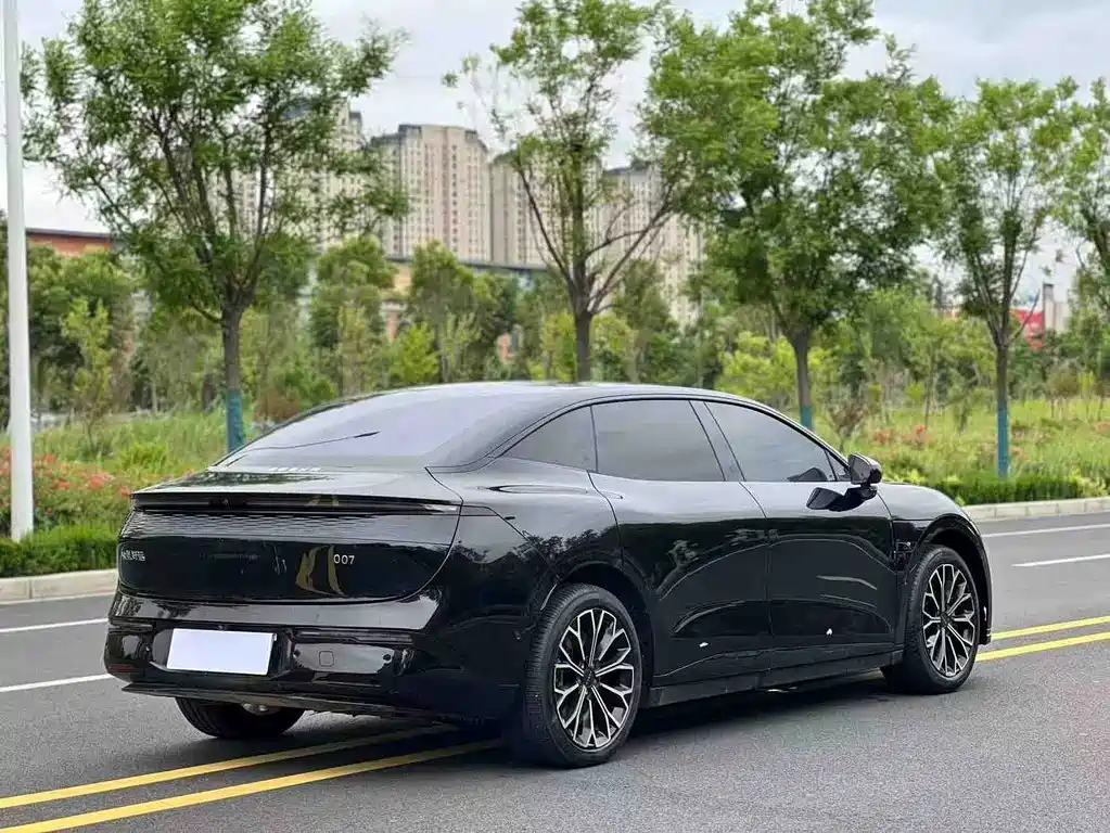 Zeekr 007 2024 — фото 7