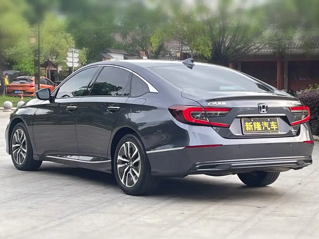 Honda Accord 2023 — фото 6