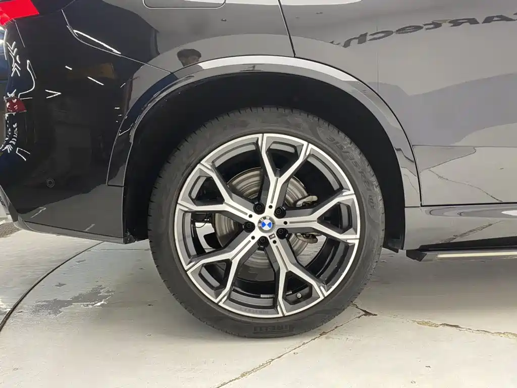 BMW X5 2025 — фото 11