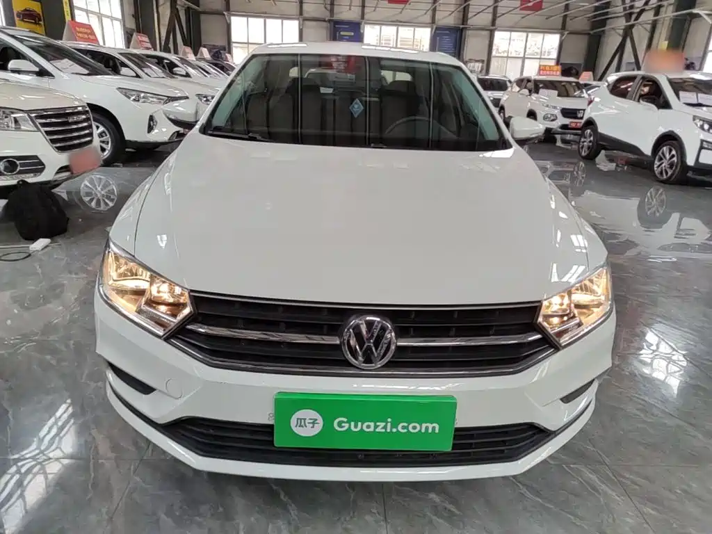 Volkswagen Bora 2023