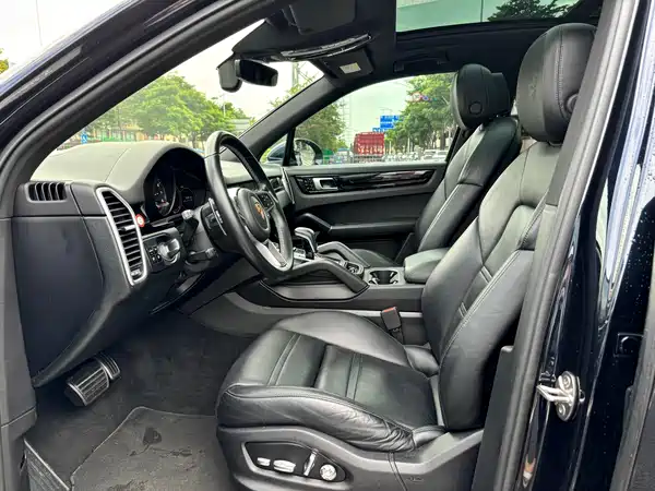 Porsche Cayenne 2019