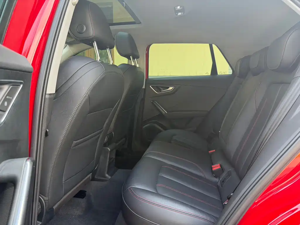 Audi Q2L 2021