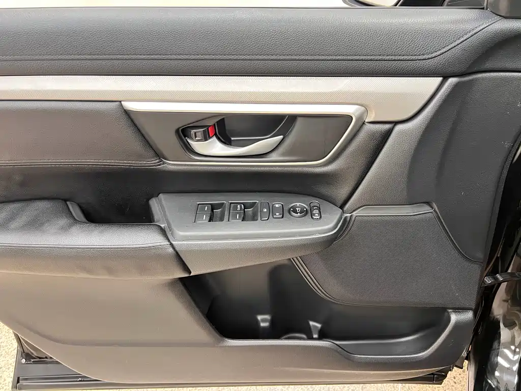 Honda CR-V 2018 — фото 8