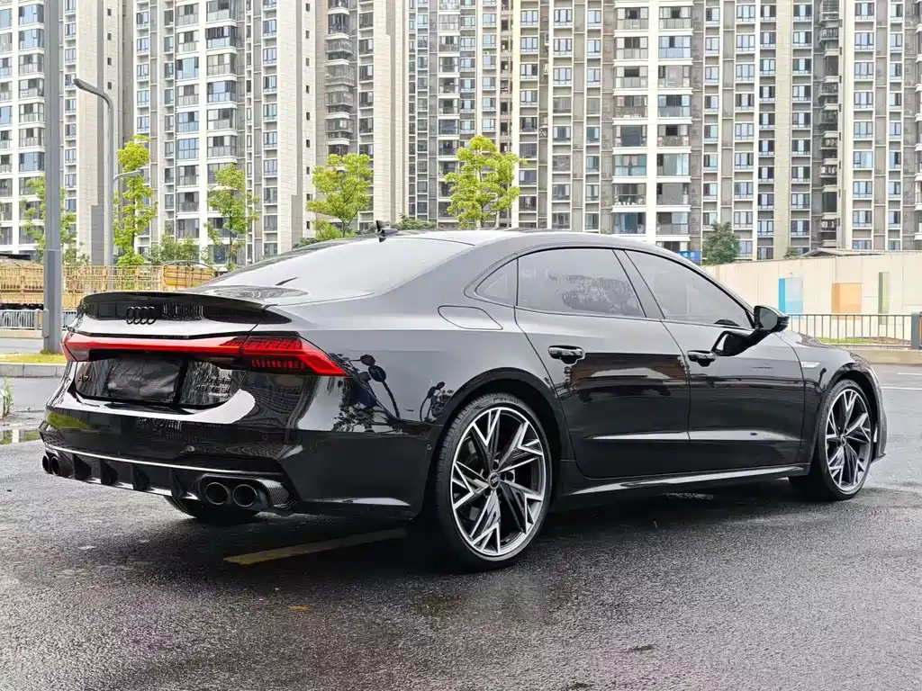 Audi A7L 2023 — фото 4