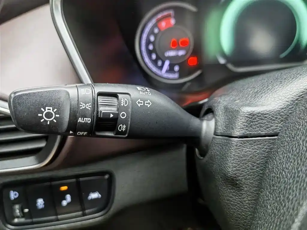 Hyundai Santa Fe 2019 — фото 21