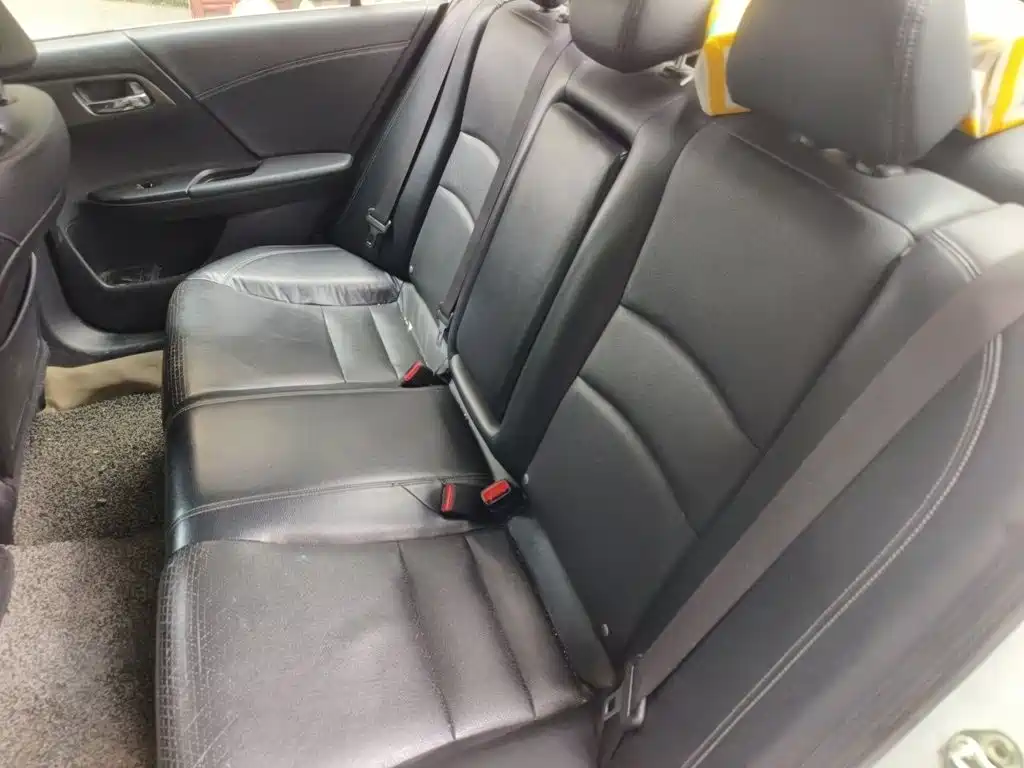 Honda Accord 2015 — фото 15