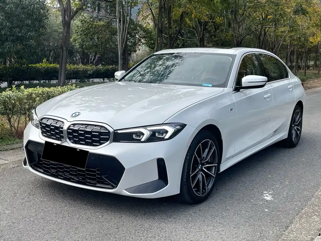 BMW 3 Series 2024