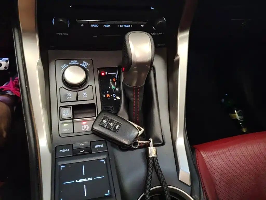 Lexus NX 2015