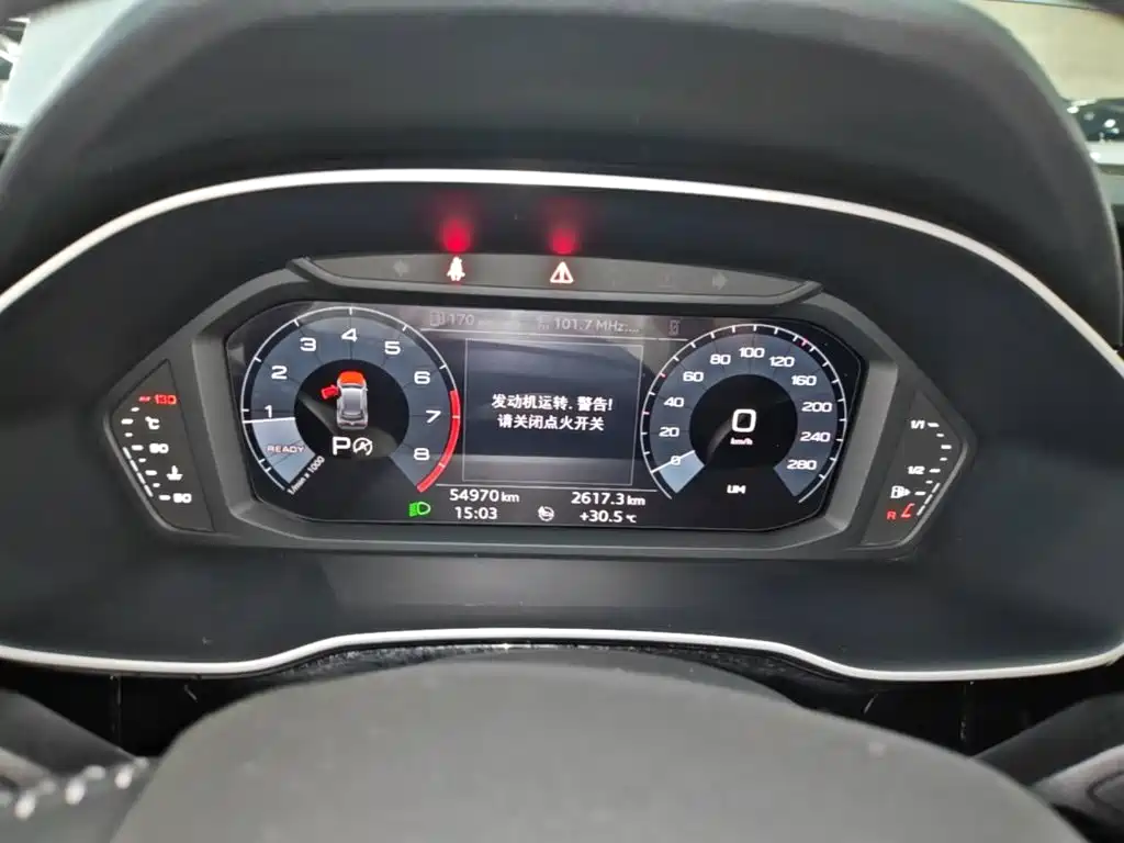 Audi Q3 2020 — фото 12
