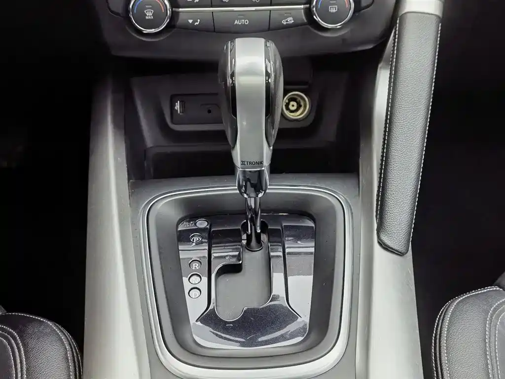 Renault Kadjar 2017 — фото 13