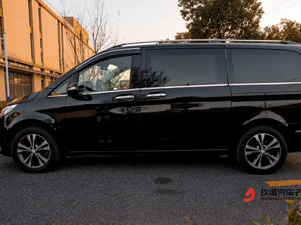 Mercedes-Benz V-Class 2017