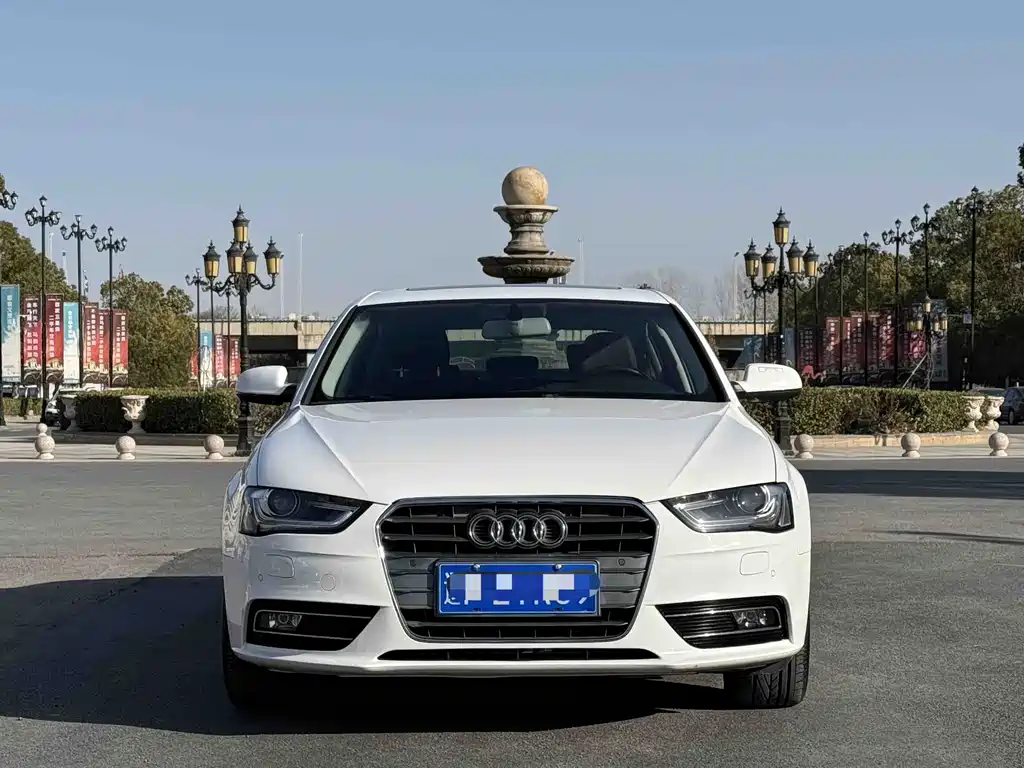 Audi A4L 2014 — фото 2