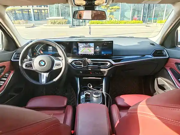 BMW 3 Series 2023