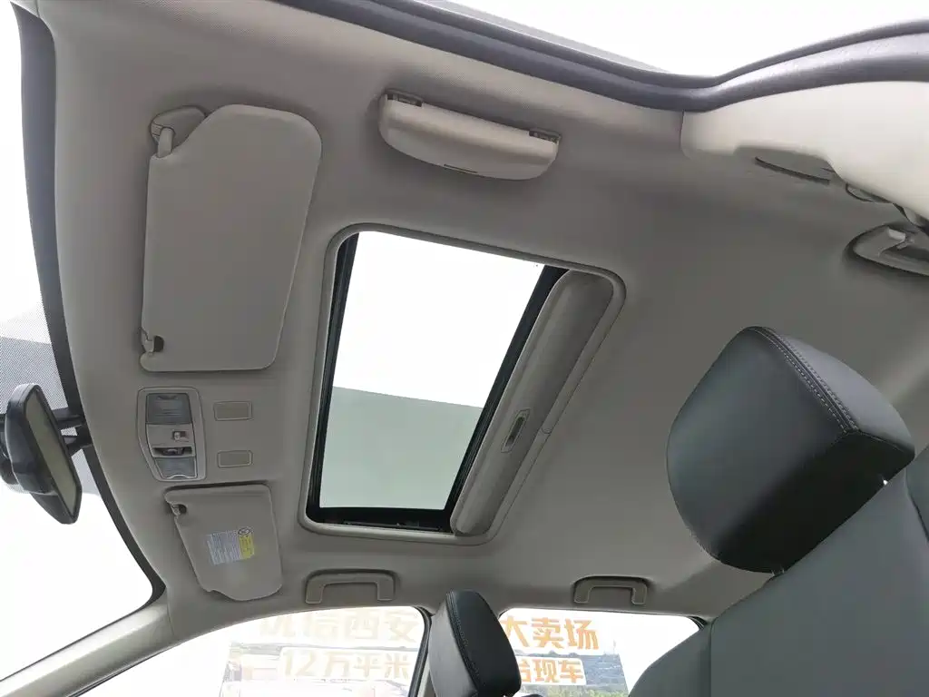 Mitsubishi Outlander 2020 — фото 14