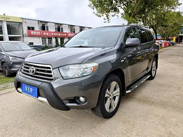 Toyota Highlander 2011