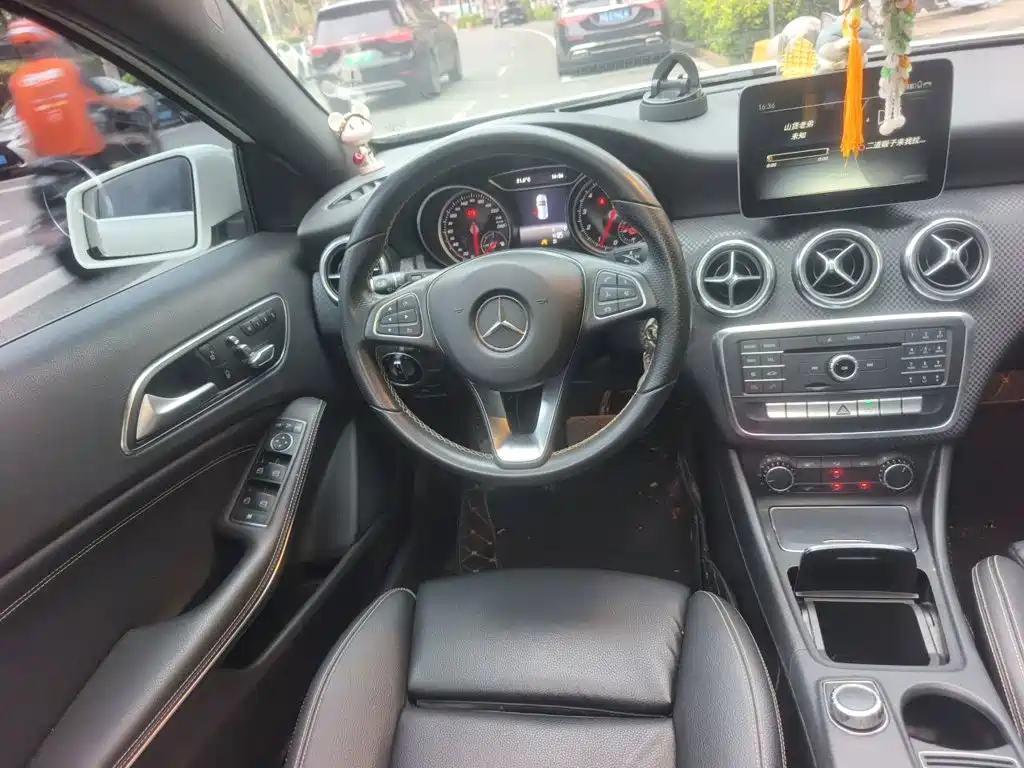 Mercedes-Benz A-Class 2017