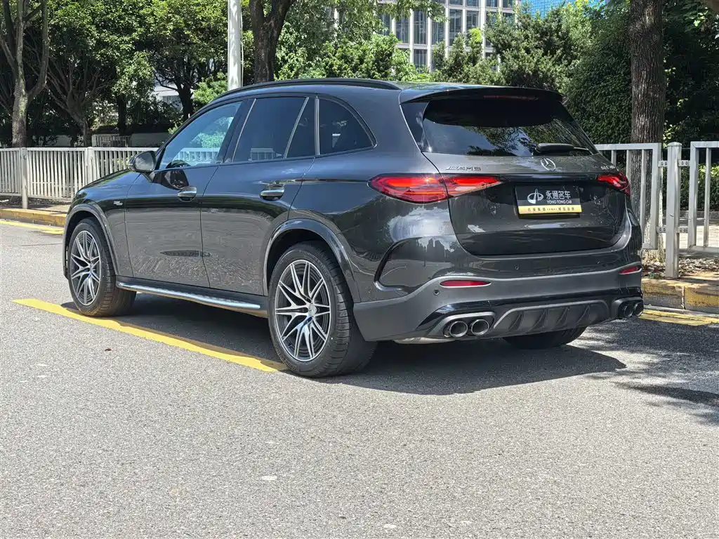 Mercedes-Benz GLC AMG 2025 — фото 5