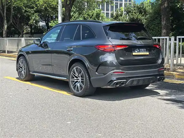 Mercedes-Benz GLC AMG 2025