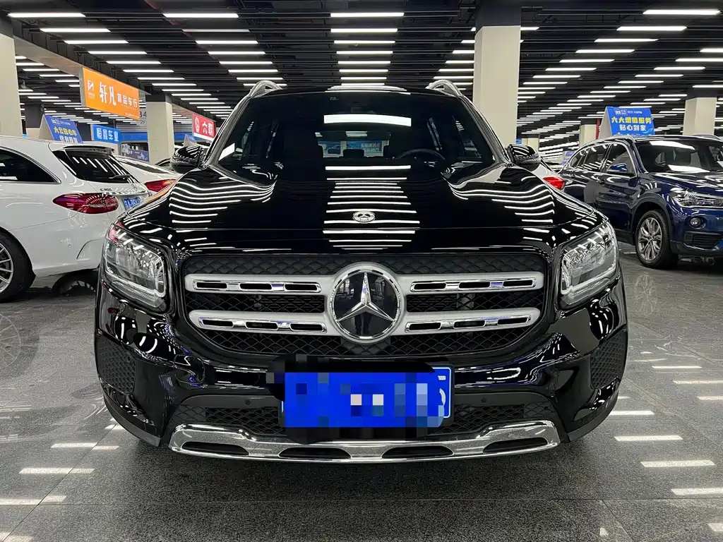 Mercedes-Benz GLB 2021