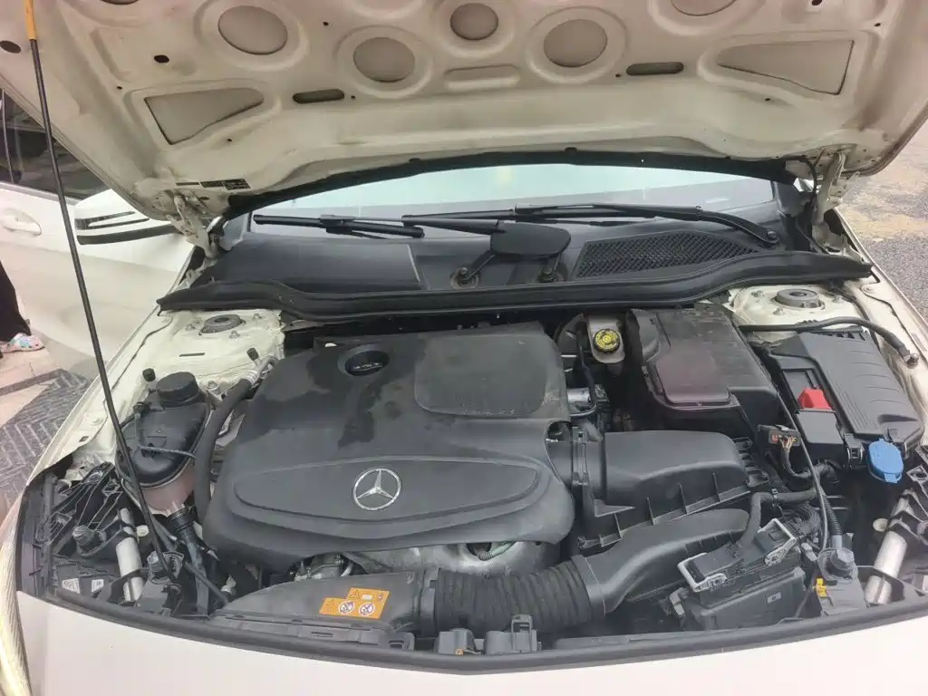 Mercedes-Benz A-Class 2017 — фото 17