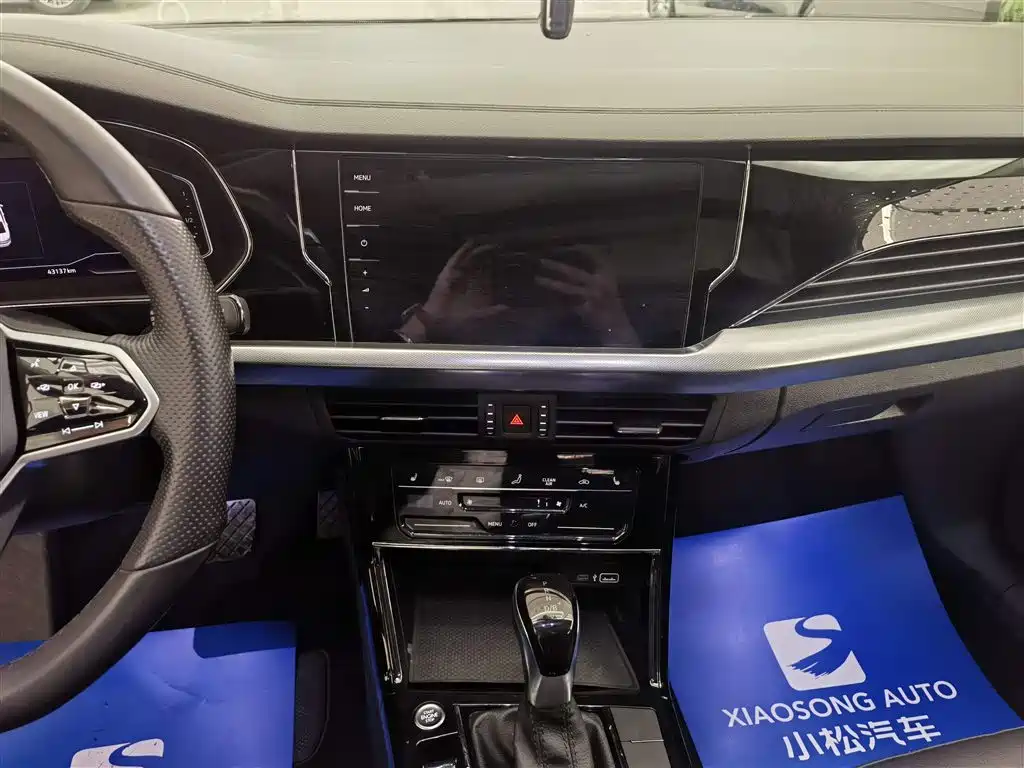 Volkswagen Passat New Energy 2022 — фото 11