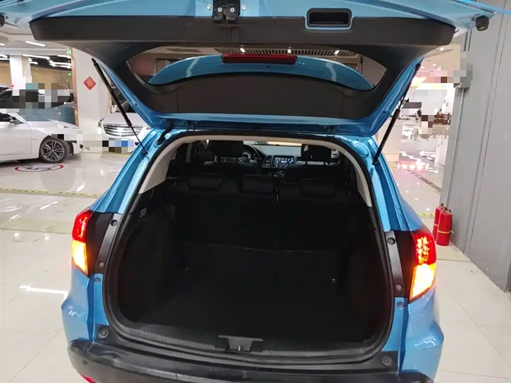 Honda Vezel 2021 — фото 19