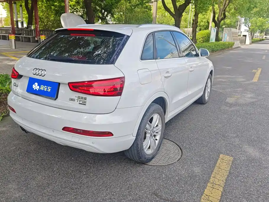 Audi Q3 2015