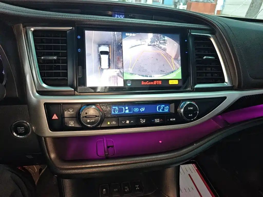 Toyota Highlander 2021 — фото 13