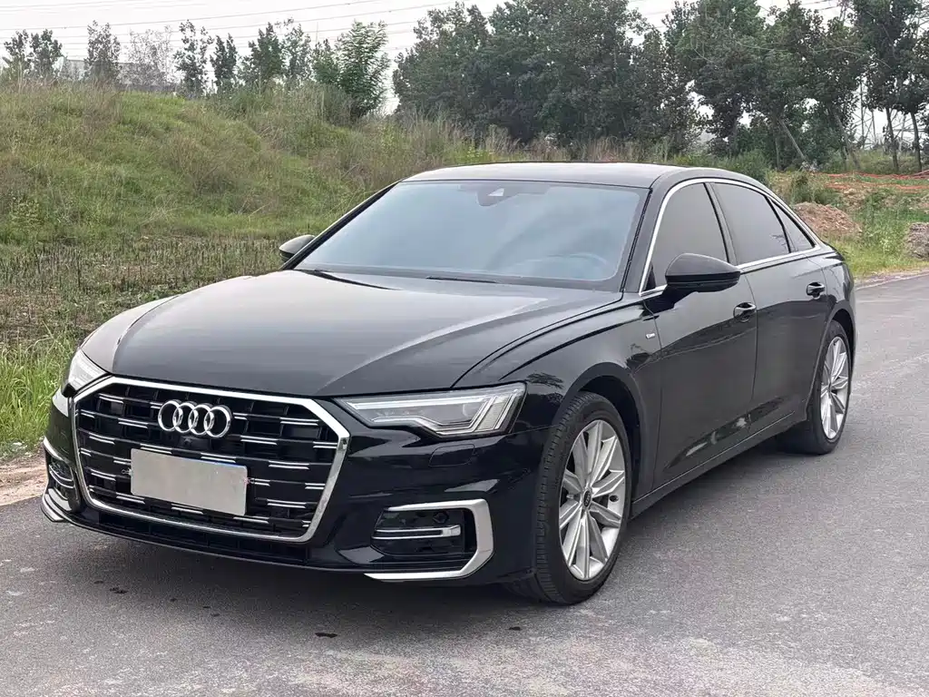 Audi A6L 2024 — фото 1