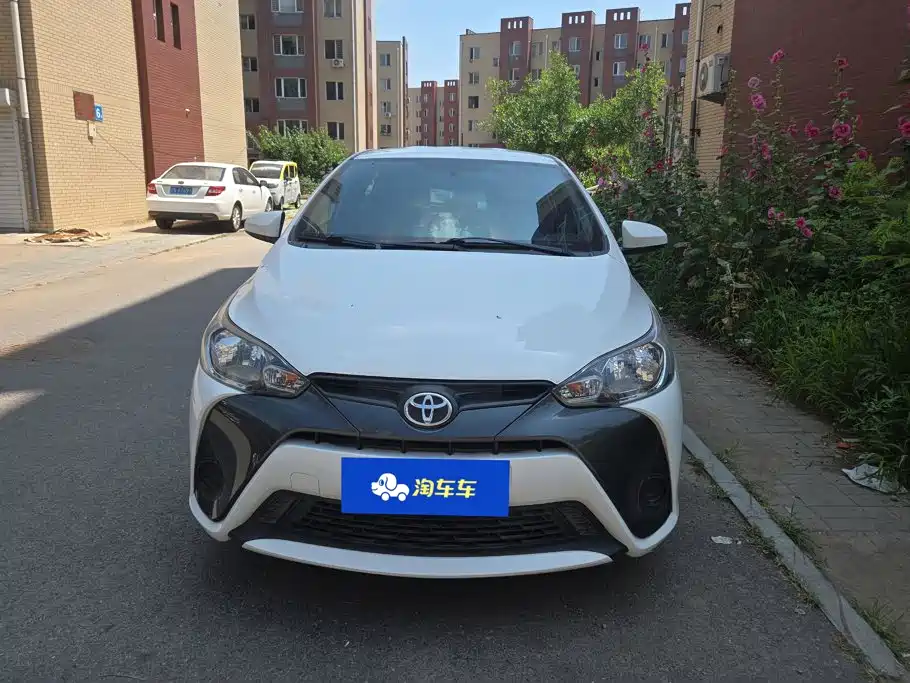 Toyota Yaris L 2019