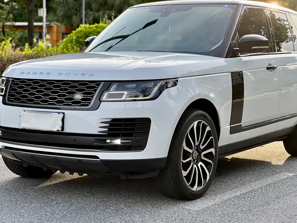 Land Rover Range Rover 2020 — фото 13