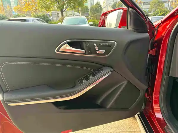 Mercedes-Benz GLA 2017