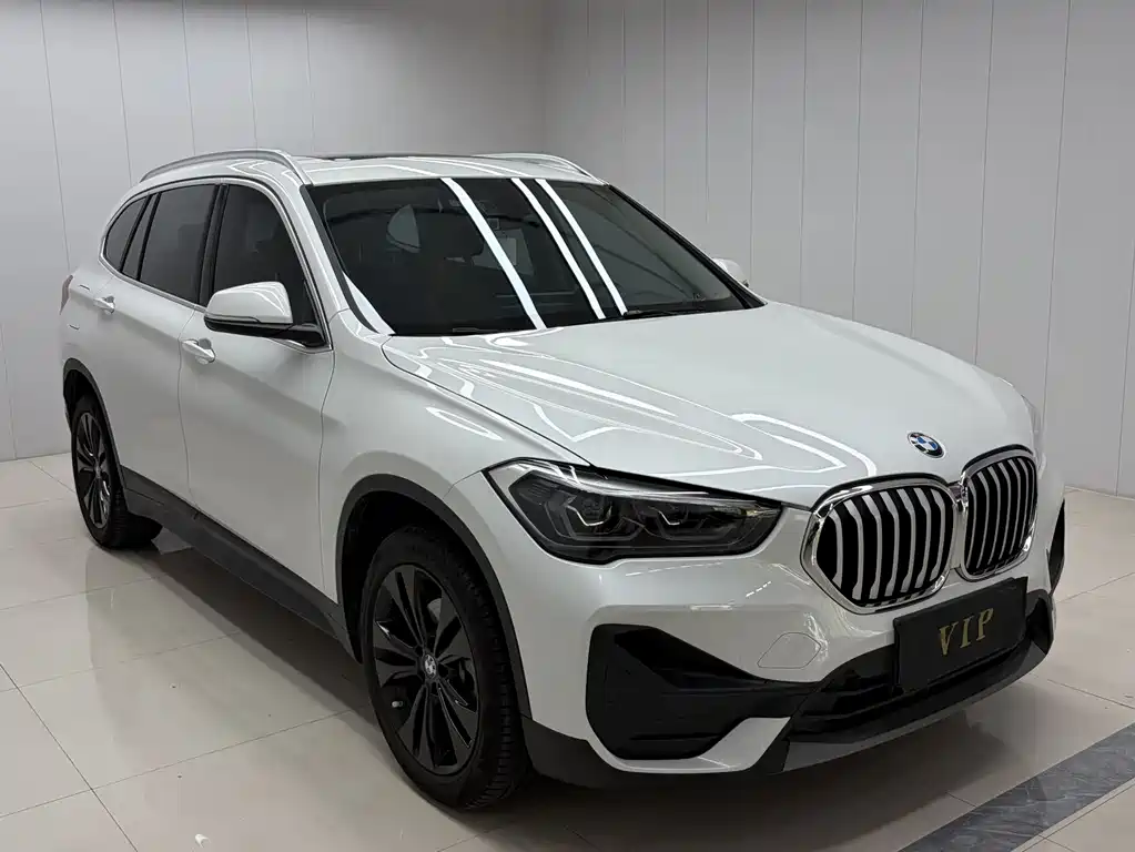 BMW X1 2021 — фото 3