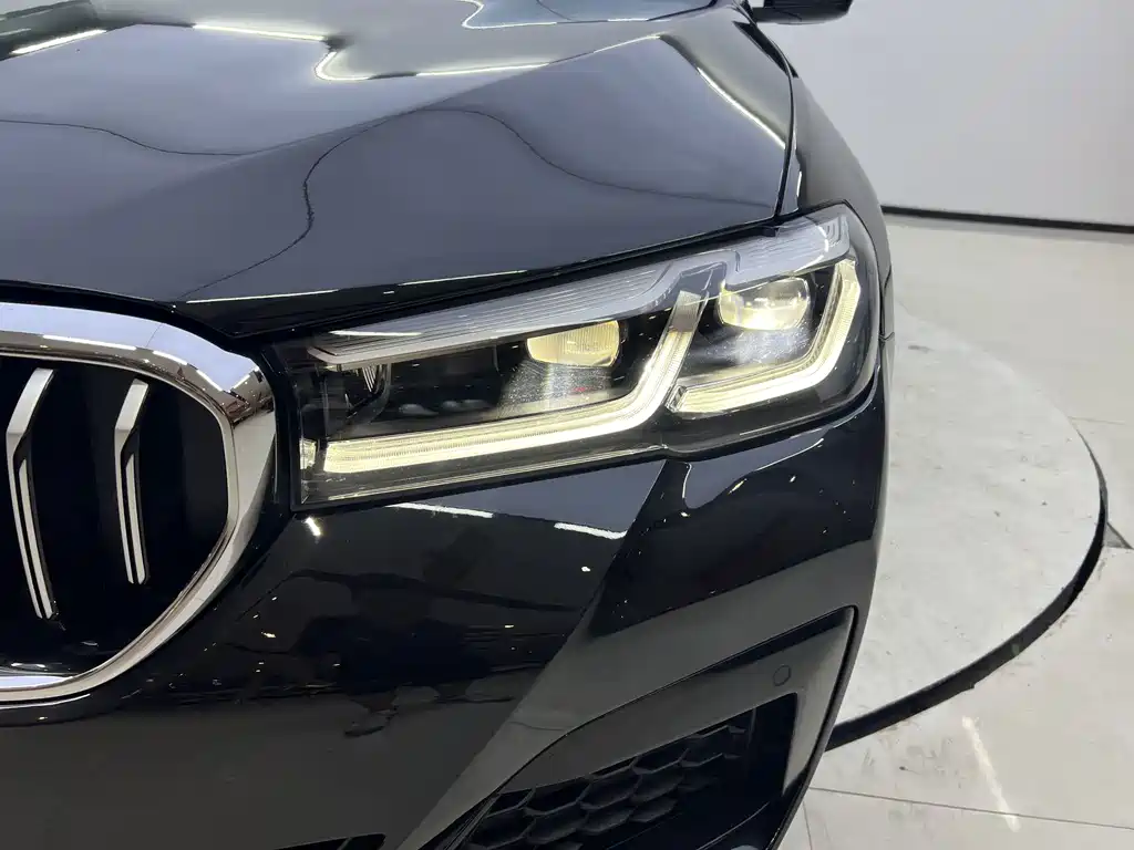 BMW 5 Series 2023