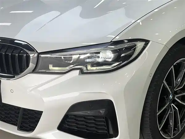 BMW 3 Series 2021