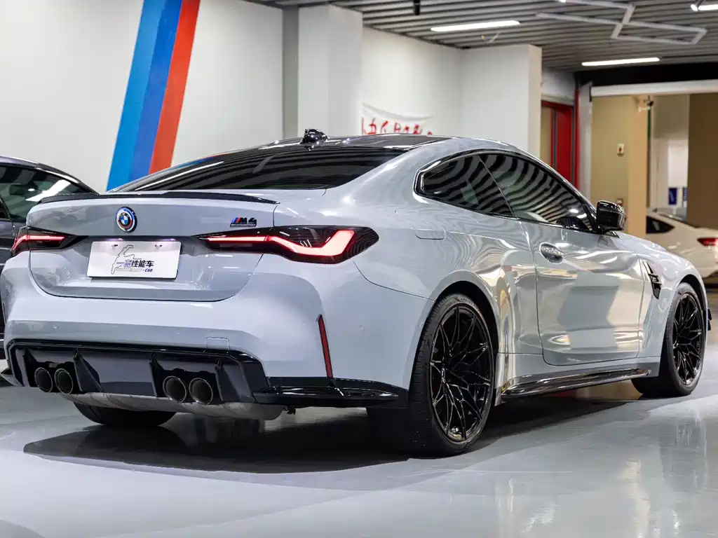 BMW M4 2023 — фото 5