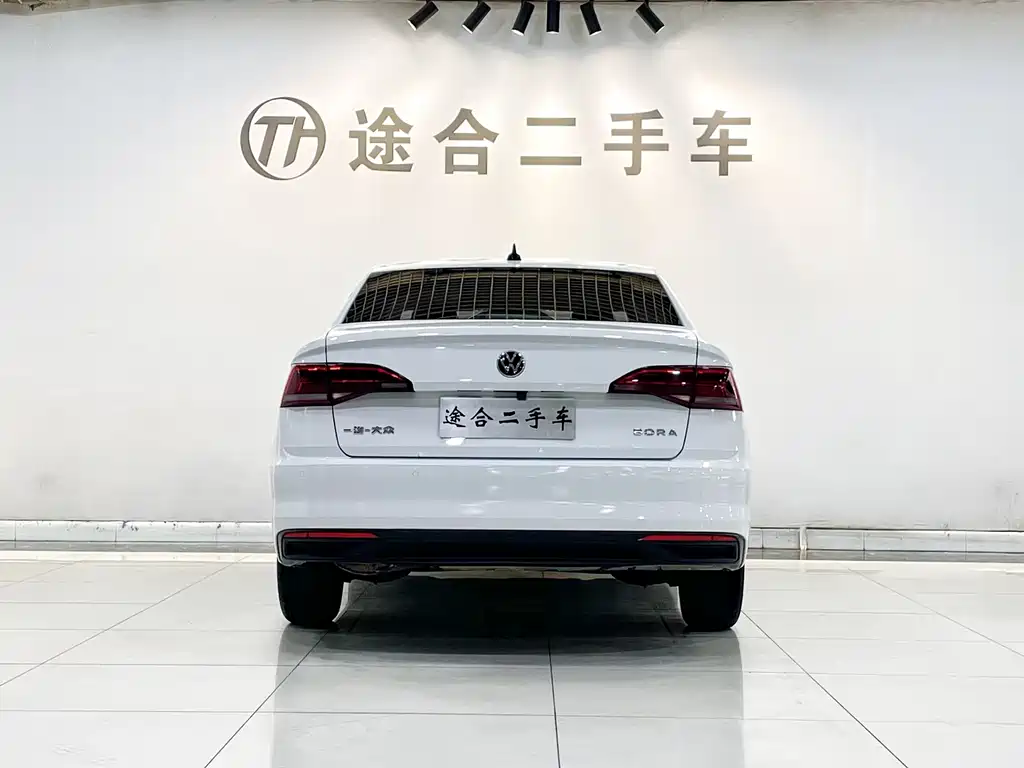 Volkswagen Bora 2021