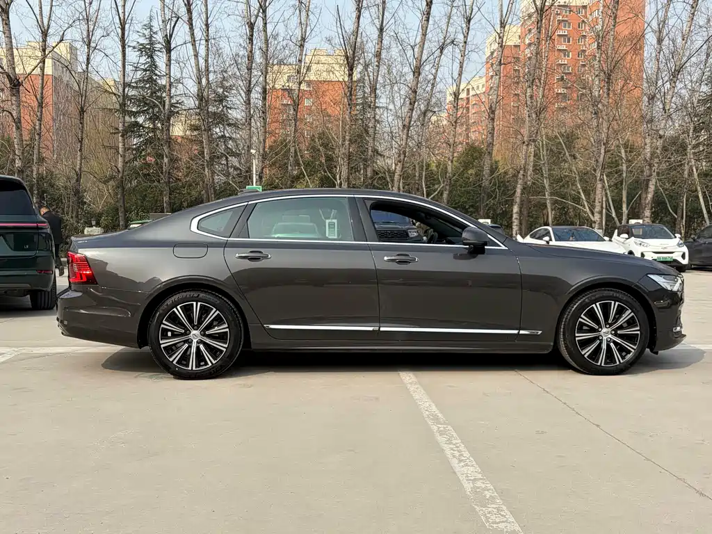 Volvo S90 2022 — фото 8