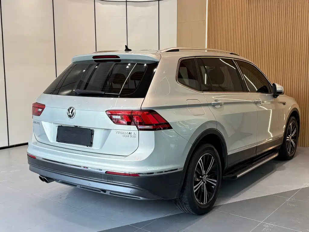 Volkswagen Tiguan L 2020 — фото 18