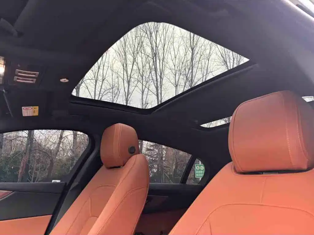 Jaguar XEL 2023 — фото 18
