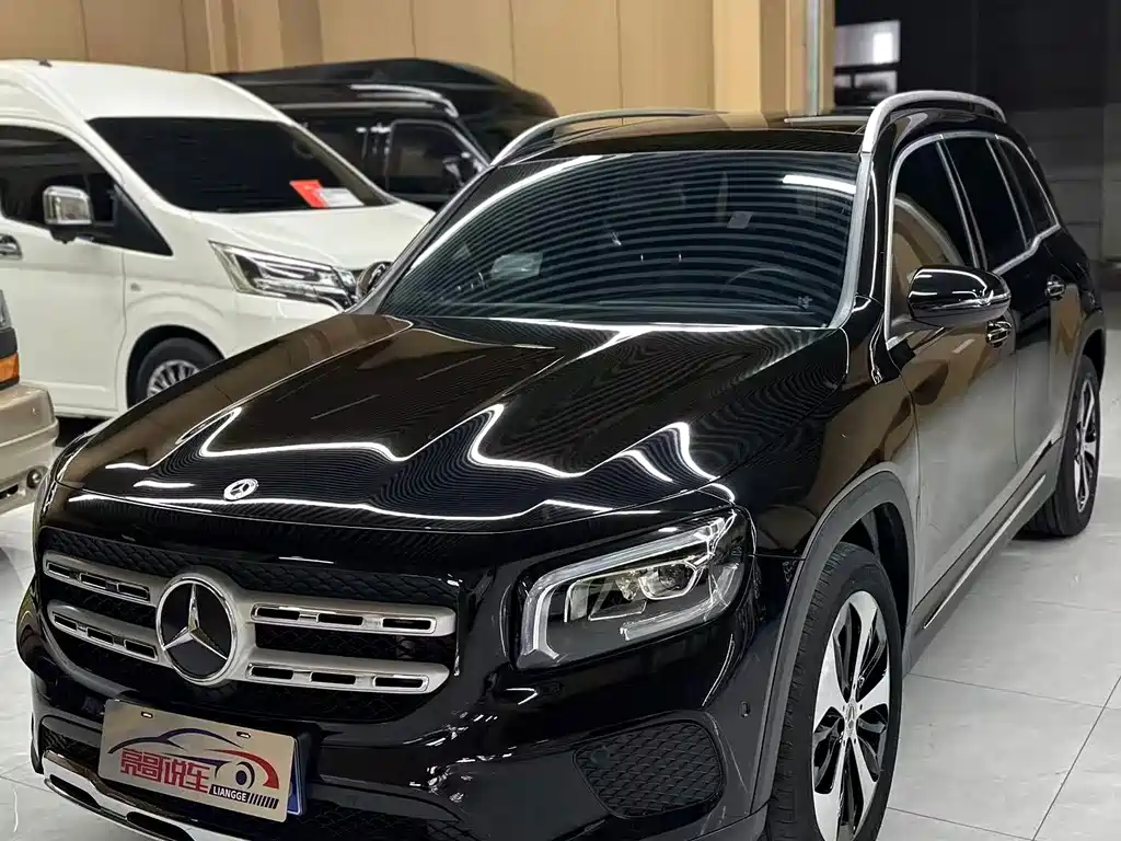 Mercedes-Benz GLB 2022
