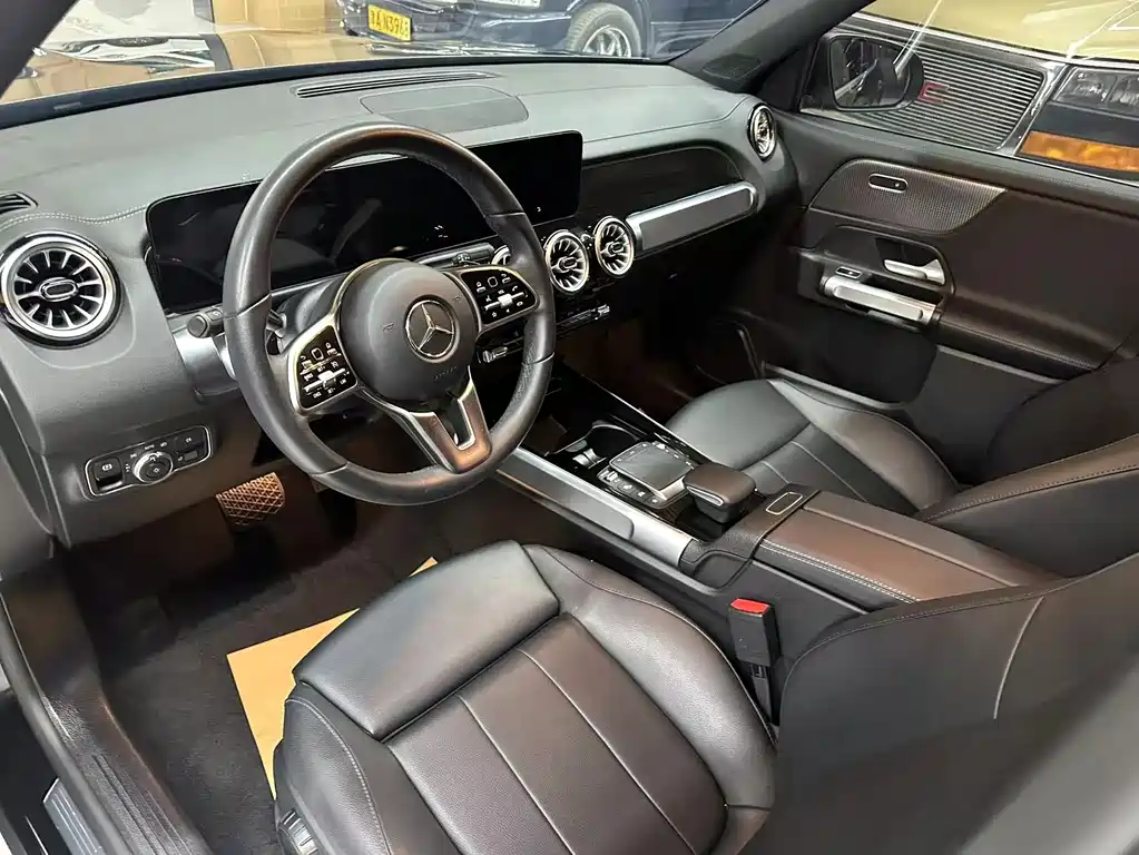 Mercedes-Benz GLB 2022 — фото 11