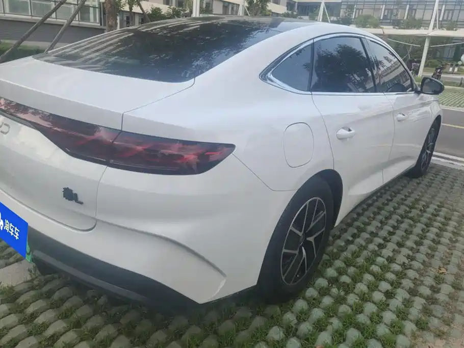 BYD Qin L 2024 — фото 3