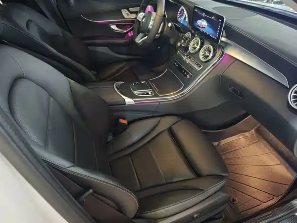 Mercedes-Benz C-Class 2021