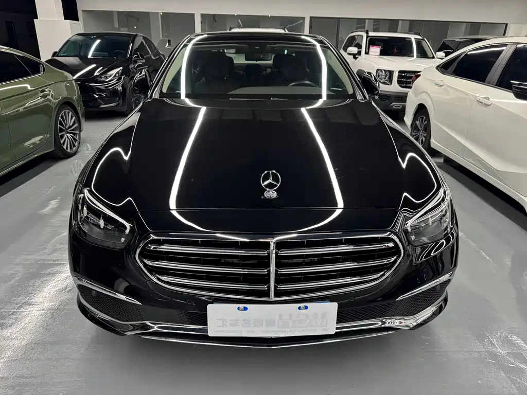 Mercedes-Benz E-Class 2023