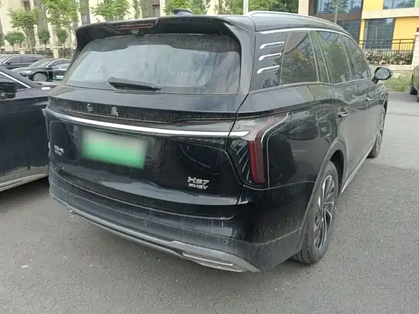 Hongqi HS7 PHEV 2024