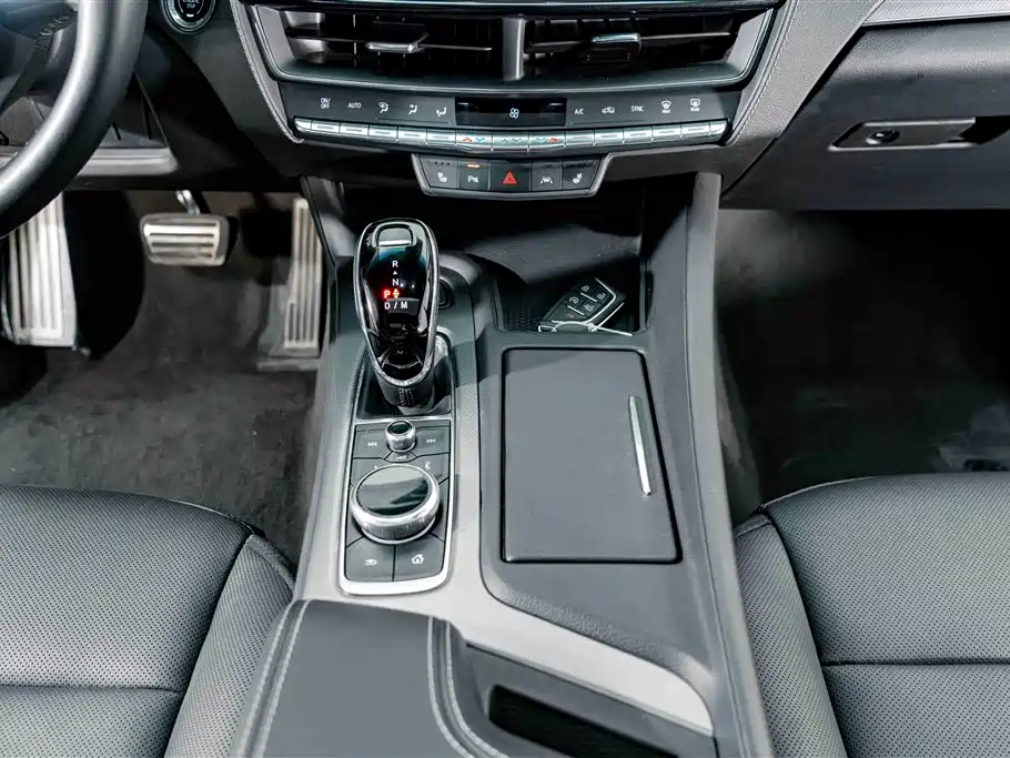 Cadillac CT5 2022 — фото 12