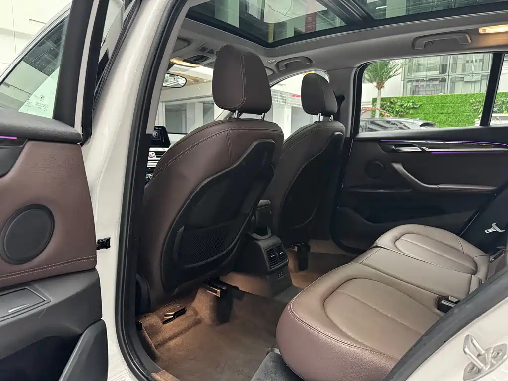 BMW X1 2020 — фото 14