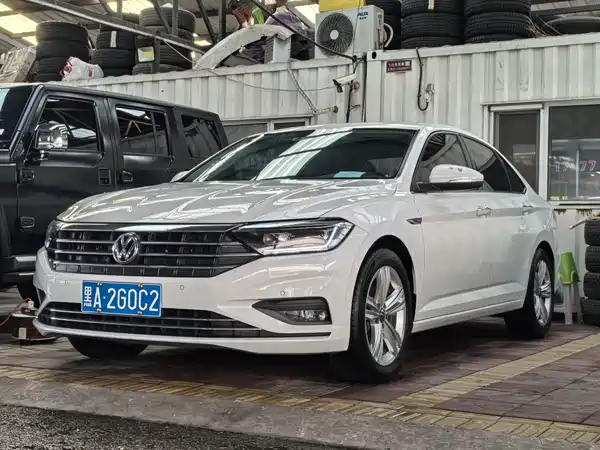 Volkswagen Sagitar 2021