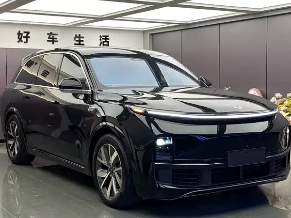 Li Auto L8 2023
